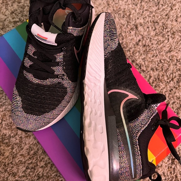 Nike React Infinity Run FK 2
Be True - Picture 3 of 6